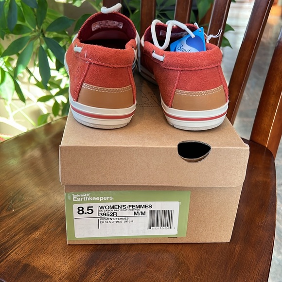 Timberland Earthkeepers Casio Bay boat shoes women’s size 8.5 Red New in Box - Picture 4 of 7